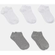 Chaussettes Bata Cinq paires de chaussettes pour femme