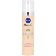 Soins ciblés Nivea Anti-tache Lumineux 630º Fluide Avec Couleur Spf20