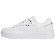 Baskets basses Tommy Hilfiger Baskets femme Ref 63807 YBS Blanc