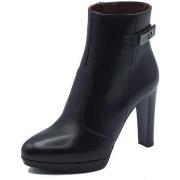 Boots NeroGiardini I410983D Nappa Pand.