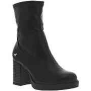 Boots Mustang 23729CHAH24