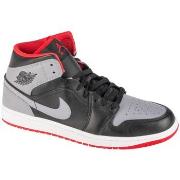 Baskets basses Nike Air 1 Mid