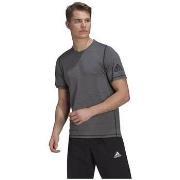 T-shirt adidas Freelift Ultimate Aeroready Designed 2 Move