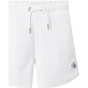 Short Calvin Klein Jeans Short femme Ref 60252 YAF Blanc