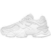 Baskets New Balance 9060 Triple White