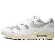 Baskets Nike Air Max 1 Patta White Grey