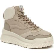 Baskets basses Crosby leisure trainers beige