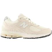 Baskets New Balance 2000R