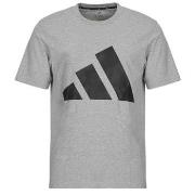 T-shirt adidas JE8948