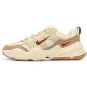 Baskets basses Nike FV0981-100