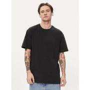 T-shirt Vans VN000G3W - OFF THE WALL II-BKL1 BLACK