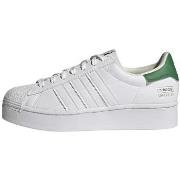 Baskets basses adidas SUPERSTAR BOLD