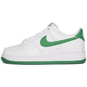 Baskets basses Nike AIR FORCE 1 07