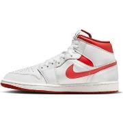 Baskets montantes Nike NIKE AIR JORDAN 1 MID BLANC ROUGE