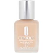 Fonds de teint &amp; Bases Clinique Fluide Superéquilibré 04-crème Cha...