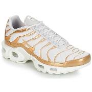 Baskets basses Nike AIR MAX PLUS W