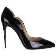 Chaussures escarpins Christian Louboutin Escarpins Hot Chick