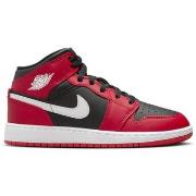 Baskets montantes Nike NIKE AIR JORDAN 1 MID NOIR BLANC ROUGE