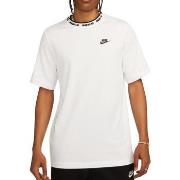 T-shirt Nike FB7309-100