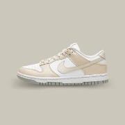 Baskets Nike Dunk Low Next Nature White Light Orewood Brown