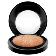 MAC Mineralize Skinfinish Highlighter (Various Shades) - Gold Deposit