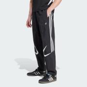 Pantalon 'adidas x NTS Radio'