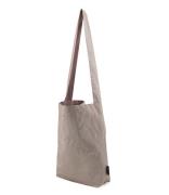 Tinne + Mia Shoppers Feel Good Bag Tyvek Eat Your Heart Out Beige