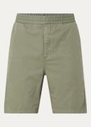Carhartt WIP Flint straight fit korte broek met steekzakken en logo