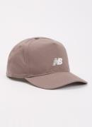 New Balance Pet met logoborduring
