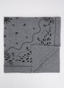 Gerard Darel Sjaal van kasjmier met paisley dessin 100 x 100 cm