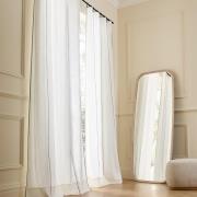 Gordijn in gewassen linnen, Tojos