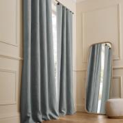 Verduisteringsgordijn van gewassen linnen, leren lussen, Private