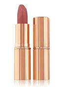 Charlotte Tilbury Pillow Talk Matte Revolution lipstick