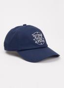 Drôle de Monsieur La Casquette Slogan pet met borduring