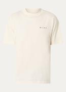 OLAF Crafted Face T-shirt met logo en backprint