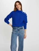 Pull col montant en fine maille