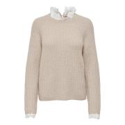 Pull col montant fantaisie