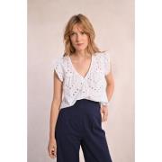 Blouse brodée manches courtes col V