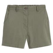 Short chino