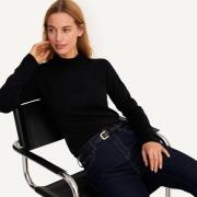 Pull col montant, maille au toucher très doux