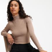 Pull col roulé en fine maille