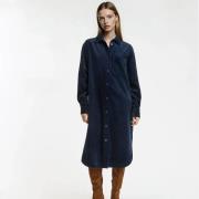 Robe droite, longueur midi, velours côtelé